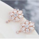  Luxuriöses blumenförmiges Schmuckset, Roségold, Roségold