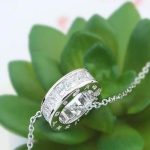  Halskette mit Creolenanhänger, Rhodium