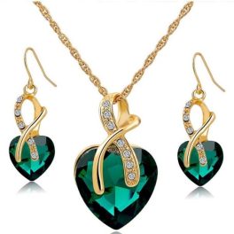    Vergoldetes, herzförmiges Set aus Ohrringen und Halskette, grün