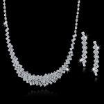  Geometrisches Set aus Ohrringen und Halskette, silberfarben