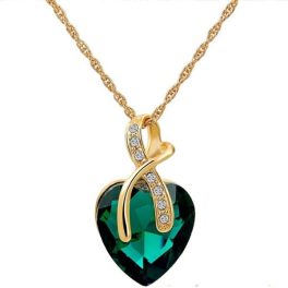  Vergoldete Halskette mit Herzanhänger, grün