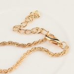  Vergoldete Halskette mit Herzanhänger, grün