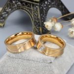 Damen-Ehering mit Wellenlinien, Edelstahl, Gold, Größe 5