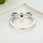 Silberring mit Schleifenmotiv, Größe 9