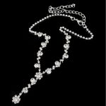  Blumenkristall-Halskette, silberfarben