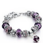  Versilbertes Perlenarmband, lila