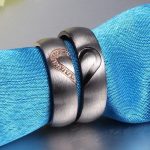 Damen-Ehering aus Edelstahl mit Herzmotiv, Größe 9