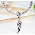  Versilberter Engelsflügel-Charm mit Zirkoniasteinen