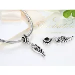  Versilberter Engelsflügel-Charm mit Zirkoniasteinen