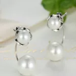 Silberohrringe mit Kunstperlen