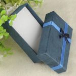 Schmuckkästchen mit Schleife, aus Papier, dunkelblau