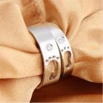  Damen-Ehering mit Fußabdruck, Edelstahl, silberfarben, Größe 9