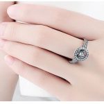 Silberring im Kreis mit quadratischem Motiv, Größe 7