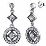 Silberohrringe im Vintage-Stil