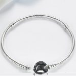 Schlichtes Silberarmband mit Herzmotiv, 17 cm