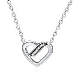 Silberne Halskette mit Strassherz