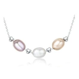 Silberne Halskette mit Perlen
