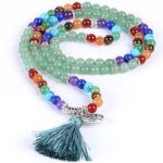  Mala mit Halbedelsteinen, Quastenverzierung, grün