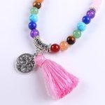  Mala mit Halbedelsteinen, Quastenverzierung, rosa