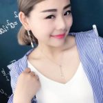 Tropfenförmiges Schmuckset, verziert mit Swarovski-Kristallen, Aquamarin