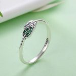 Silberring mit Blattmotiv, Größe 7