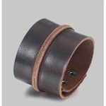 Breites Armband, Leder, braun, mit Metallschließe