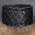 Breites Armband, Leder, schwarz, geflochten