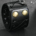 Breites Armband, Leder, schwarz, geflochten