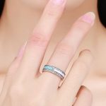 Silberring mit Strasssteinen, rosa-blau, Größe 8