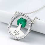 Silberne Halskette mit Kristallen, Lebensbaum-Anhänger, grün