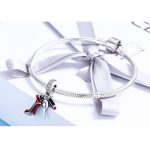  Mädchenhafter Silberanhänger mit Zirkonkristall