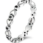 Silberring mit Kristallen, schwarz, Größe 8