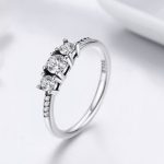 Silberring mit drei Kristallen, Größe 8