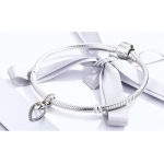 Silberne Halskette mit doppeltem Herzanhänger