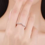 Silberring mit Kristallen, tropfenförmig, Größe 7