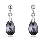 Tropfenförmige Ohrringe verziert mit Swarovski-Kristallen, schwarz