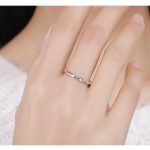 Silberring mit der Aufschrift Love, Größe 8