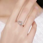 Silberring mit Doppelherzverzierung, Größe 7