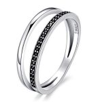 Silberring mit Kristallen, schwarz, Größe 6