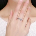 Silberring mit Kristallen, blau, Größe 6