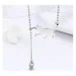 Silberne Halskette mit Katzenanhänger