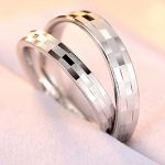 Ezüst női karikagyűrű, csiszolt, 8-as méret