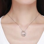 Silberne Halskette mit Doppelringanhänger