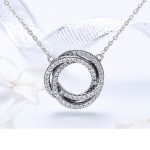 Silberne Halskette mit Kristallspirale