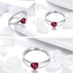 Silberring mit rotem Herz