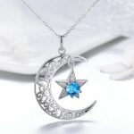 Silberne Halskette mit Sonnenstern-Anhänger