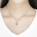  Silberner Bienenanhänger mit Zirkoniumkristall