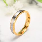 Herren-Ehering aus Edelstahl mit goldenen Ringen, Größe 11