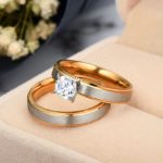 Herren-Ehering aus Edelstahl mit goldenen Ringen, Größe 11