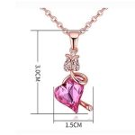 Halskette mit floralem Herzanhänger, verziert mit Swarovski-Kristallen, rosa